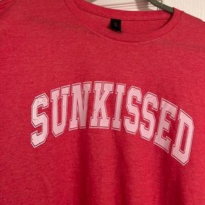 New sunkissed graphic tee XL